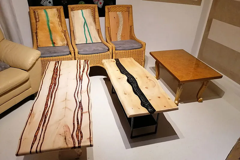 Epoxidharztisch aus Völs